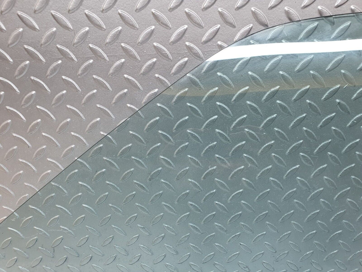 43758 Mercedes-Benz C126 380SEC Coupe Rear Right Window Glass