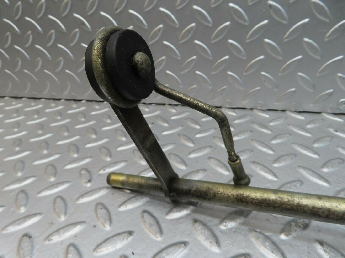 15749 Mercedes-Benz R107 450SL Accelerator Pedal Linkage