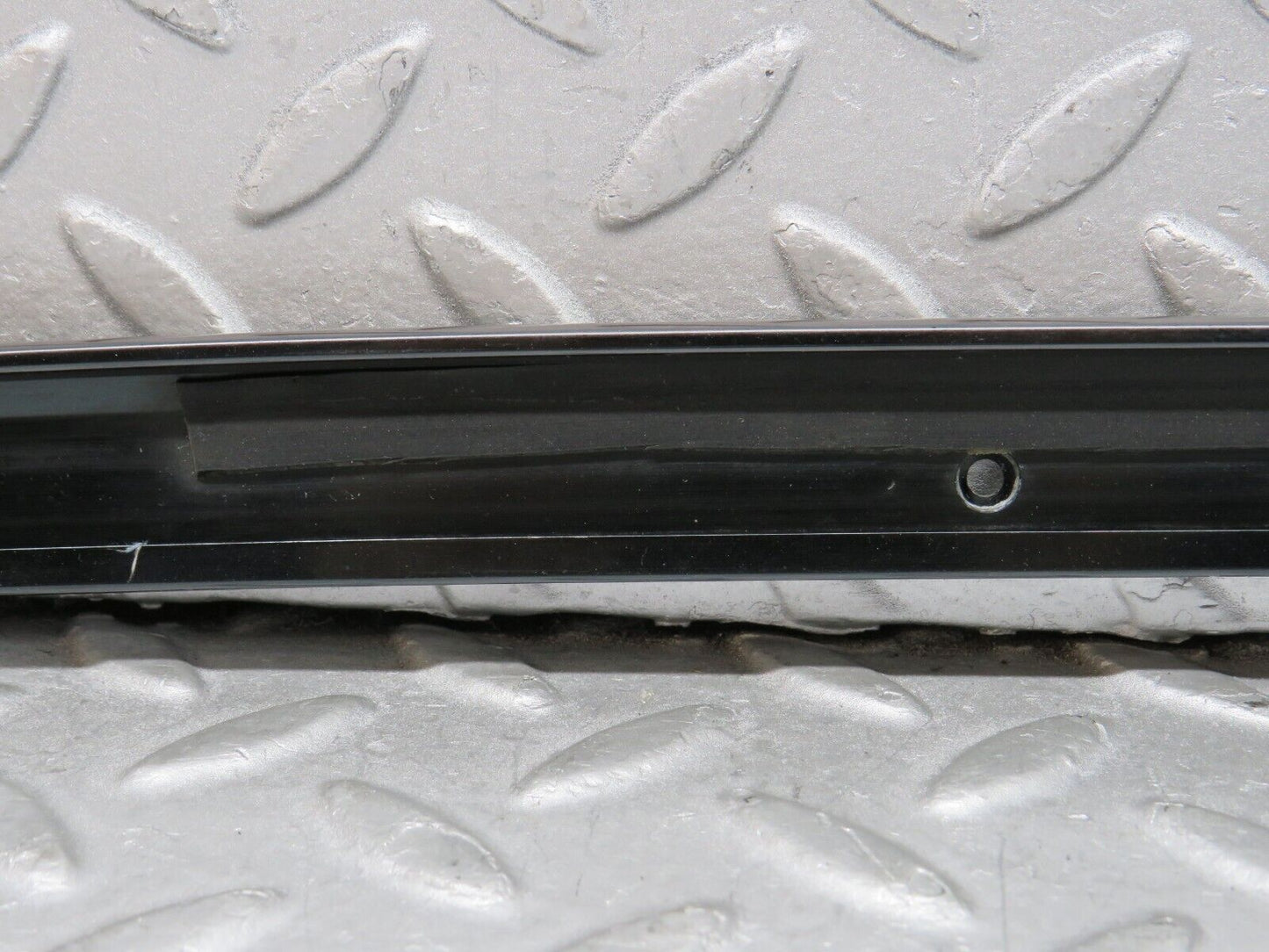 37894 Mercedes-Benz A124 320E Cabriolet A Pillar Sealing Rail Trim Right Side