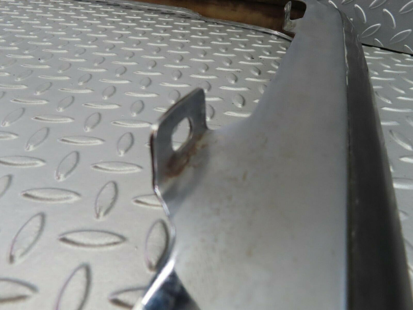 7389 Mercedes-Benz W116 450SE Rear Left Upper Bumper Chrome