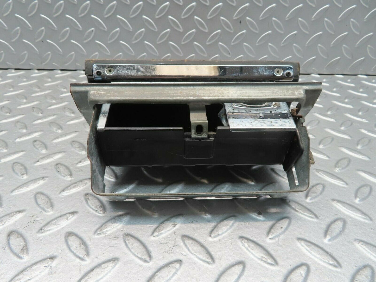 11543 Mercedes-Benz C123 230CE Coupe Centre Console Ashtray Wood Finish