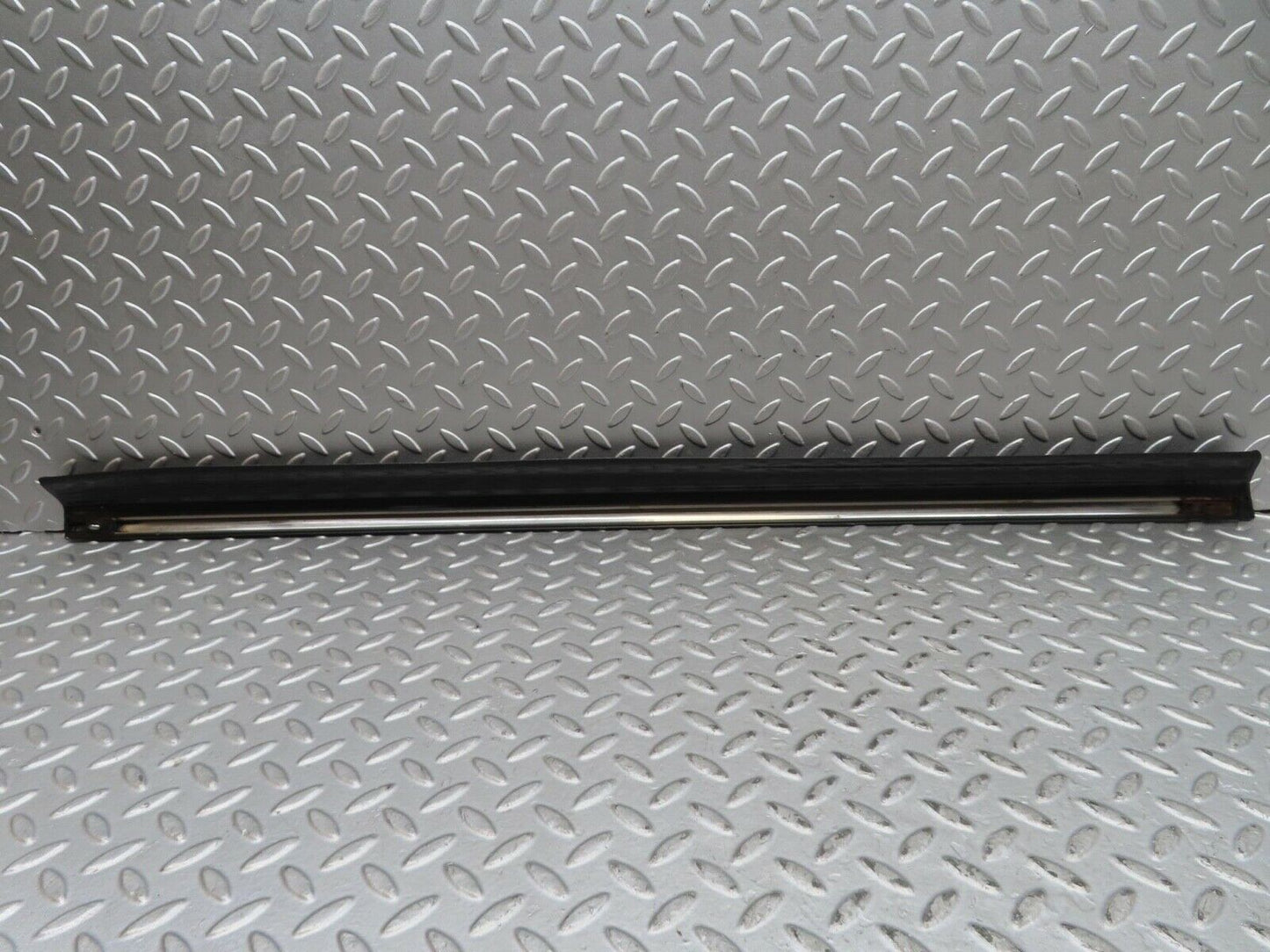 15857 Mercedes-Benz W123 280E Front Right Door Lower Moulding Trim