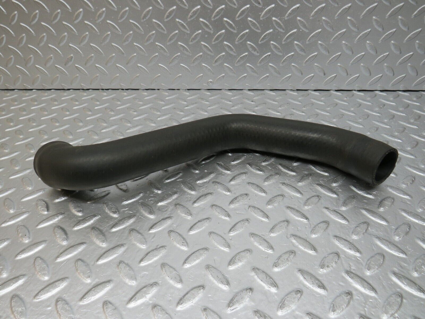 0798 Mercedes-Benz C107 350SLC Coupe Radiator Coolant Hose  1165013482