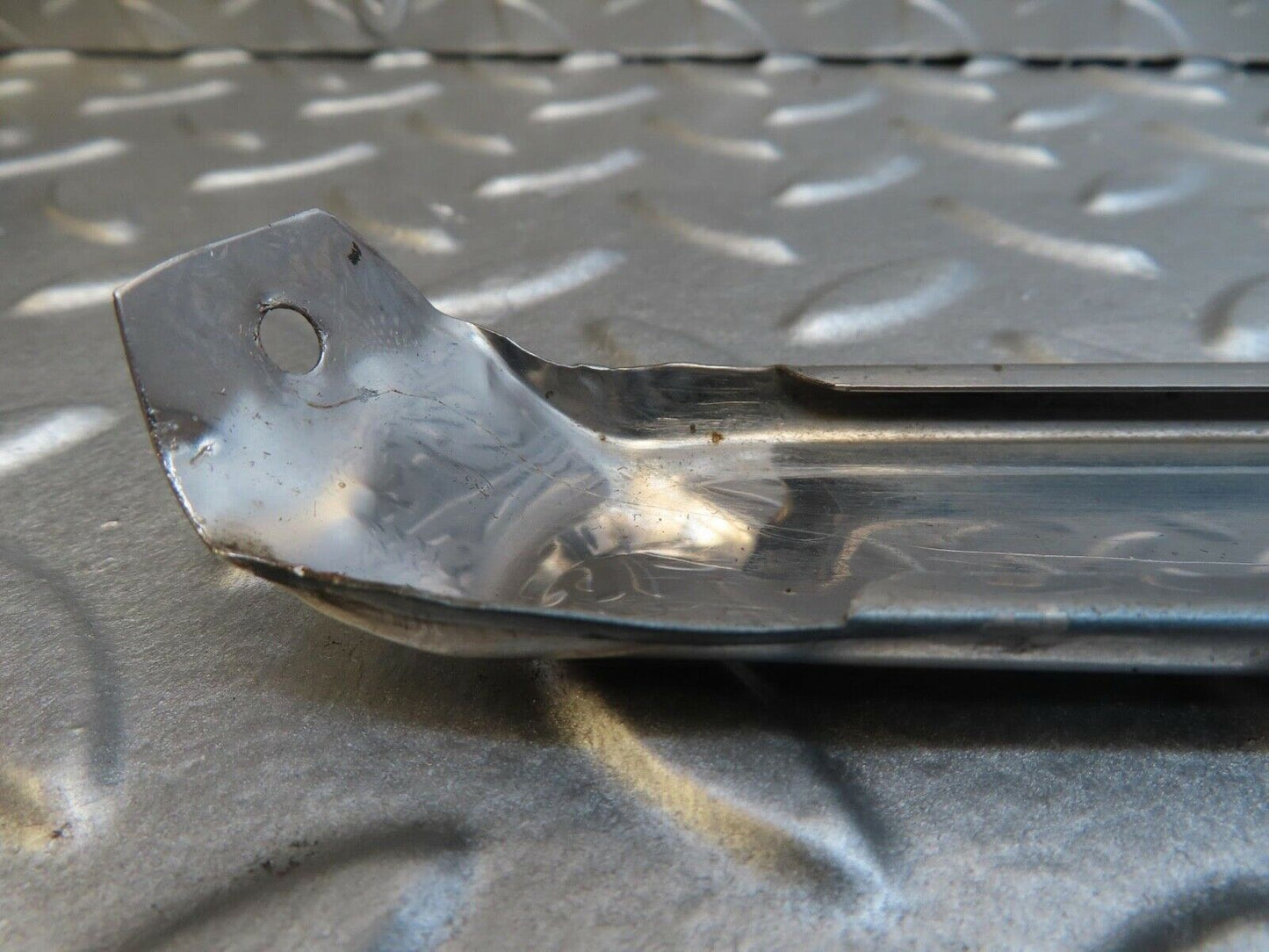 14107 Mercedes-Benz C107 280SLC Left Skirt Chrome Trim Strip