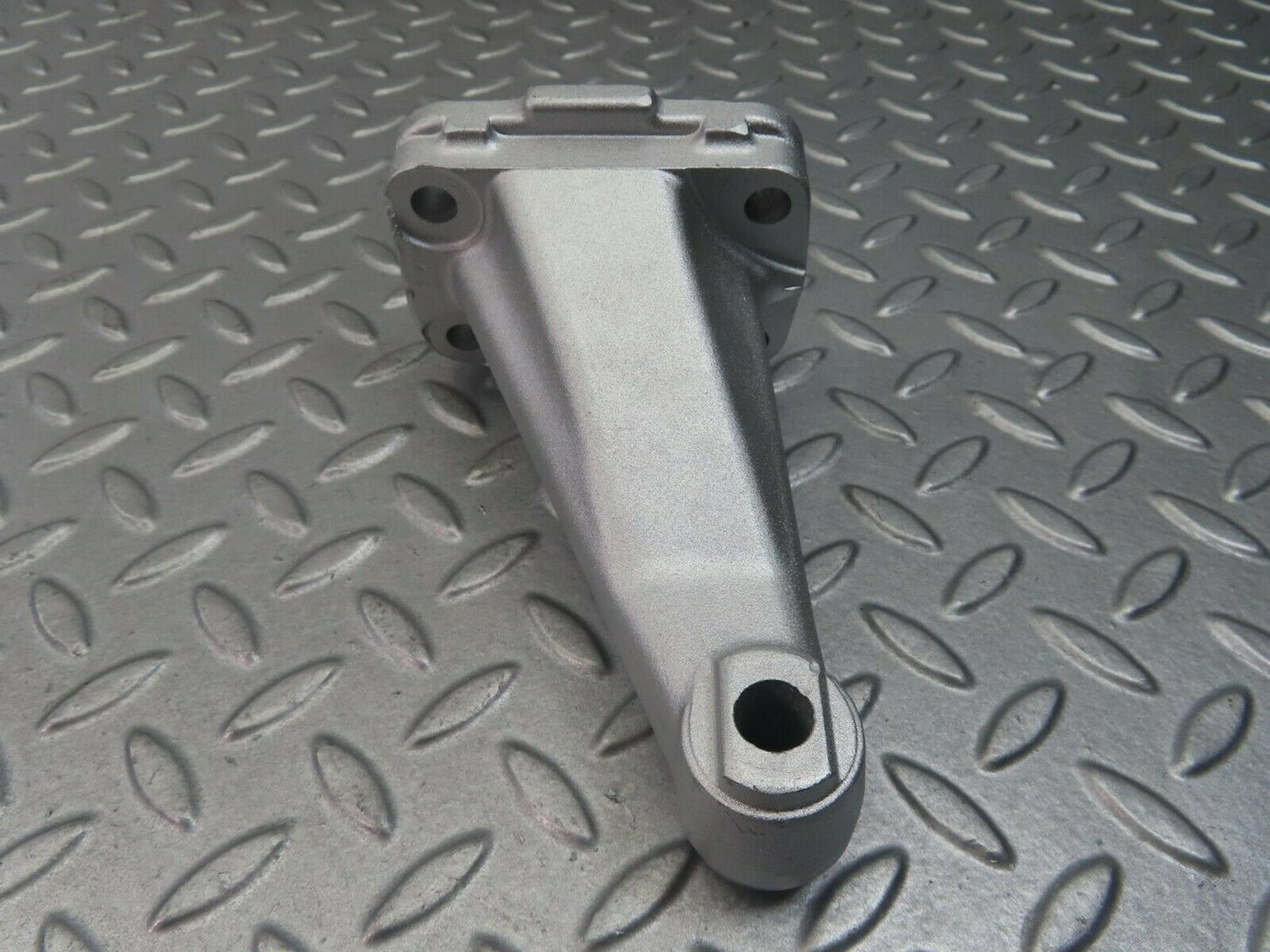 8328 Mercedes-Benz W115 Engine Mount Bracket Left Side 1152230804