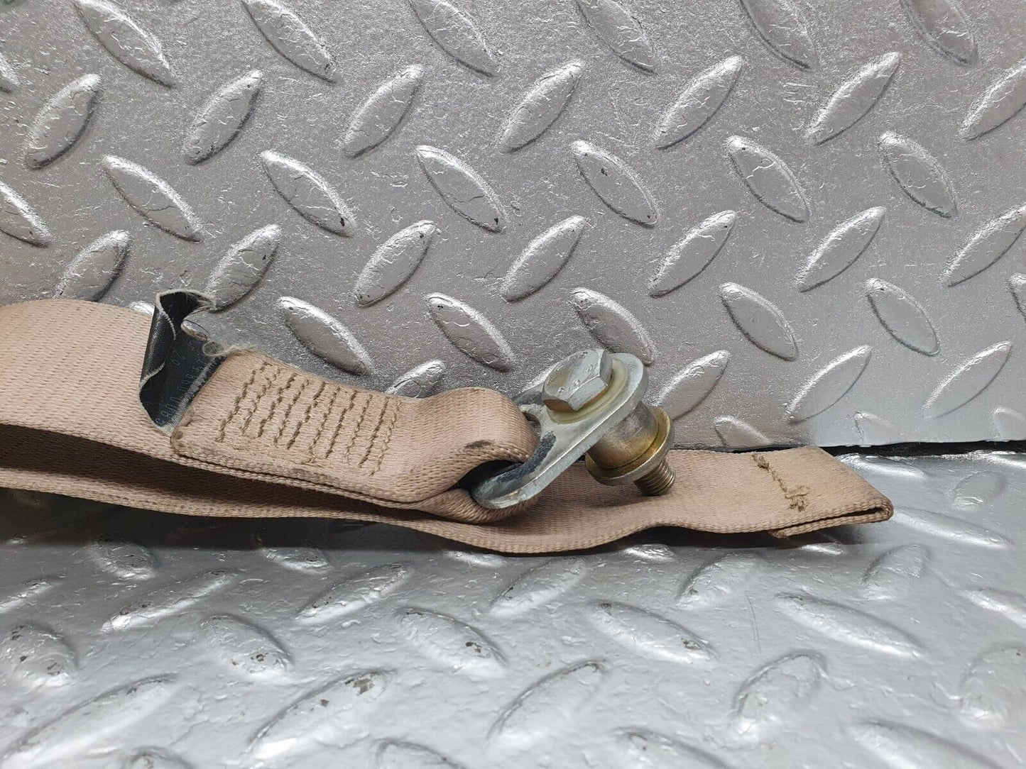 42609 Mercedes-Benz R129 320SL Coupe Rear Seat Belt With Buckles 1298600085 1298600369