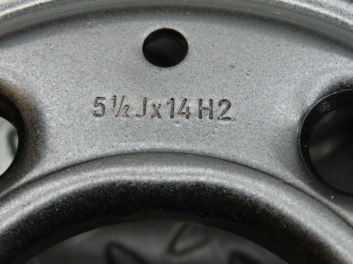 18026 Mercedes-Benz Steel Wheel 5.5Jx14H2 ET30 1154001302