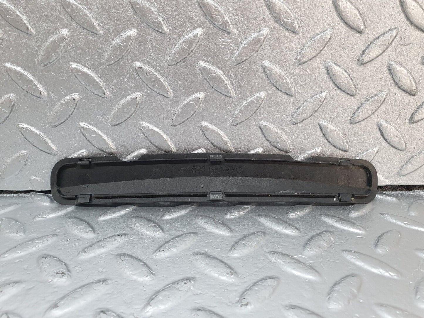 42888 Mercedes-Benz W201 190 2.0L Windscreen Washer Nozzle Cover Trim 2018891325