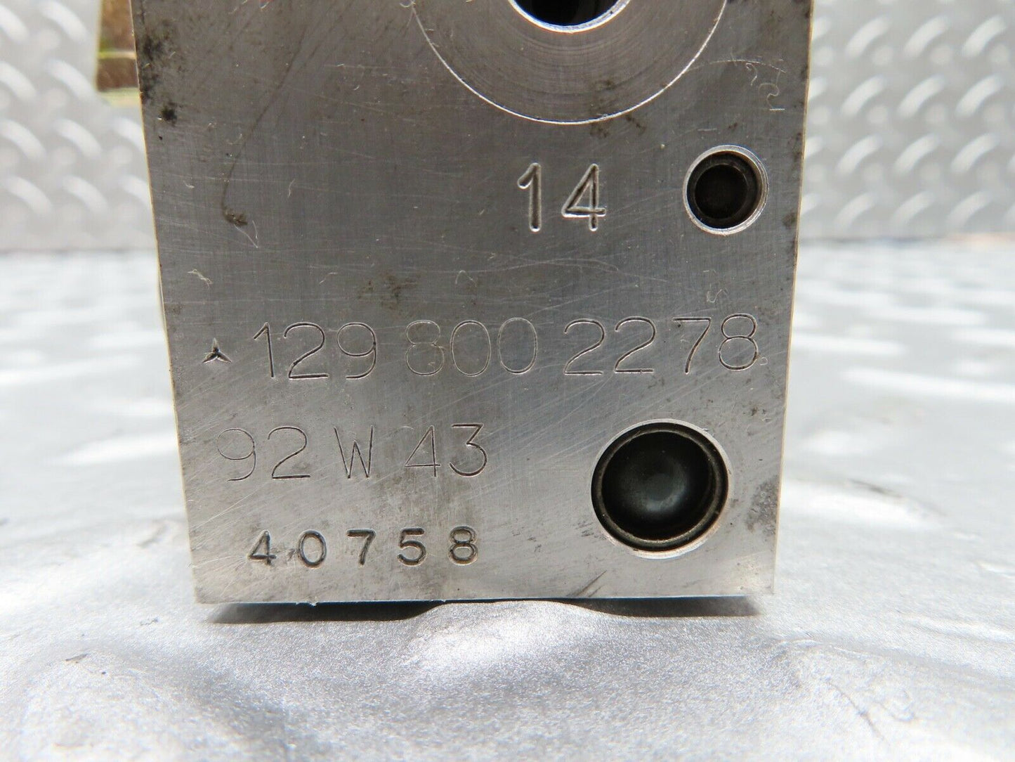 19857 Mercedes-Benz R129 300SL Coupe Soft Top Hydraulic Valve Block 1298002278