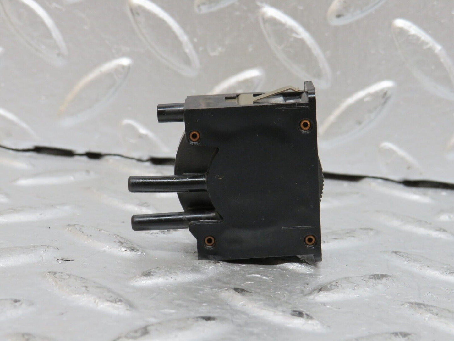 28167 Mercedes-Benz W123 280E Headlight Level Switch 0008000473 0307650100