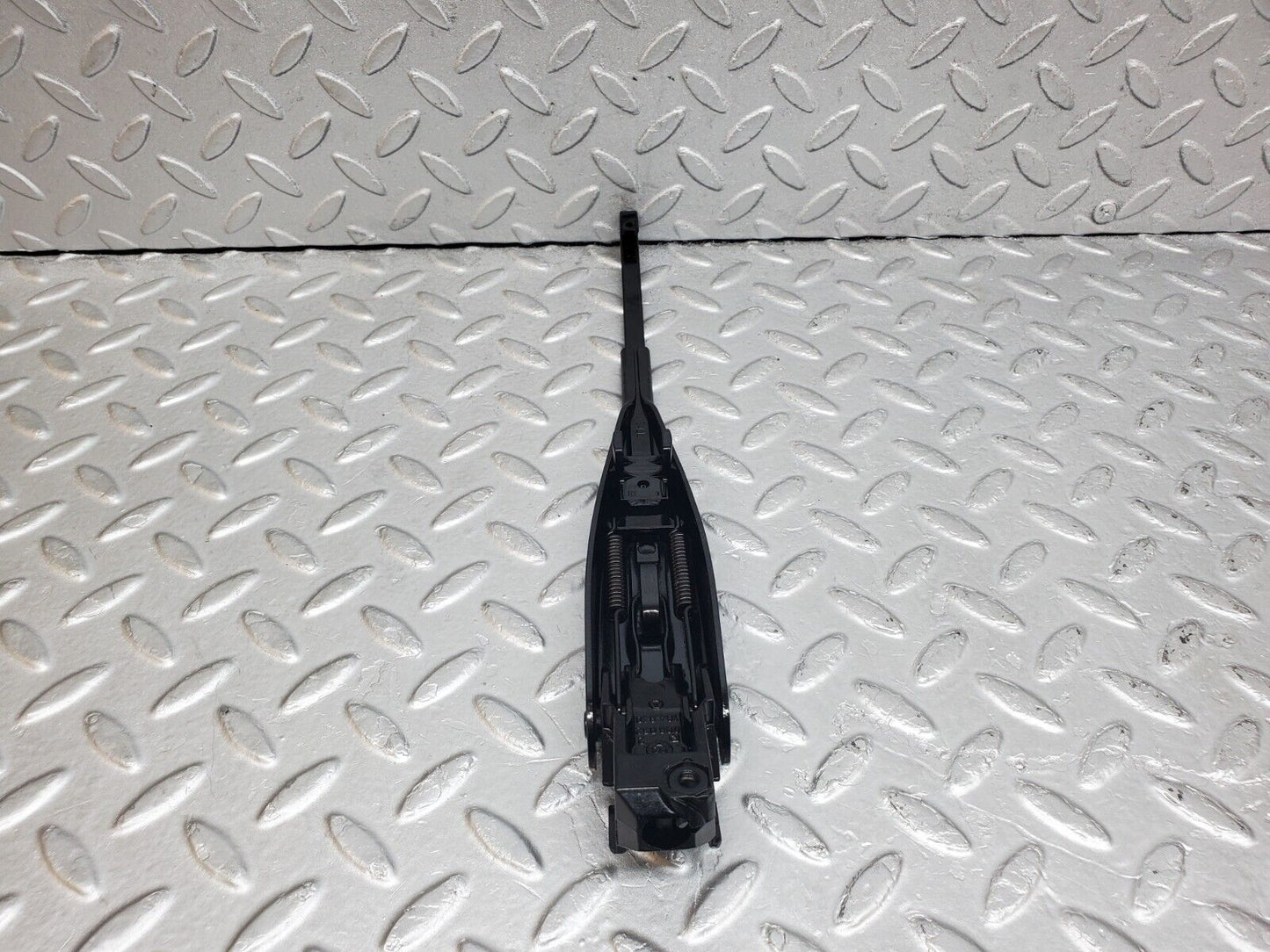 44793 Mercedes-Benz W124 220E Wiper Arm 096052184840