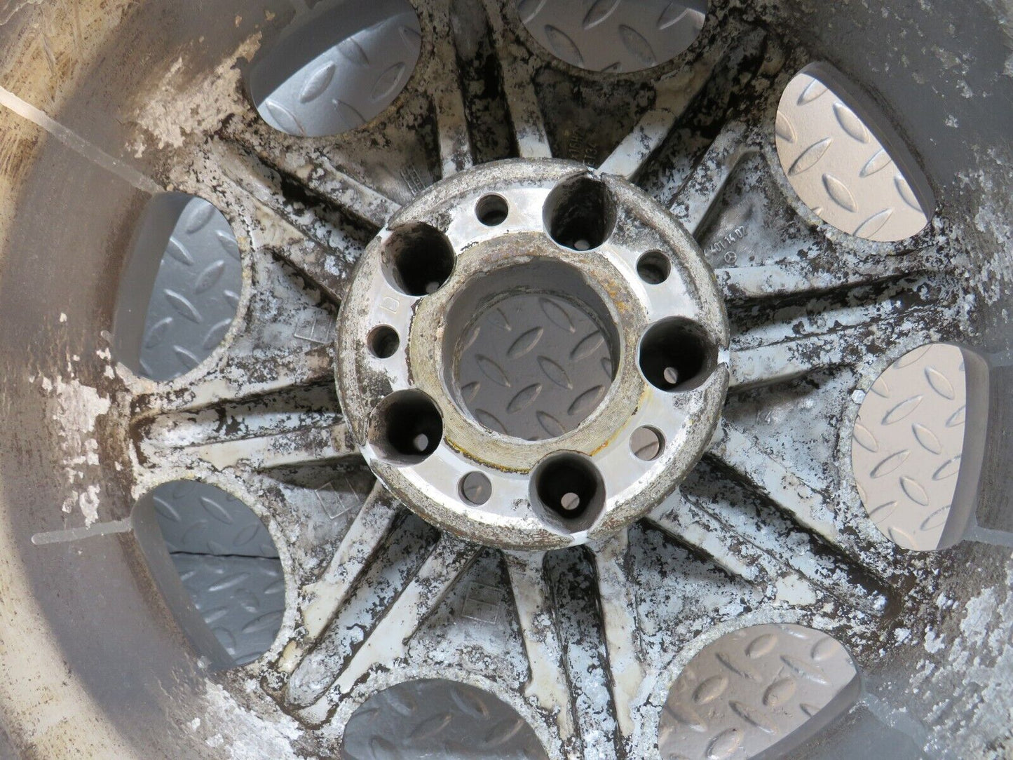 39530 Mercedes-Benz Alloy Wheel Set 8Jx16H2 ET34 1244011402
