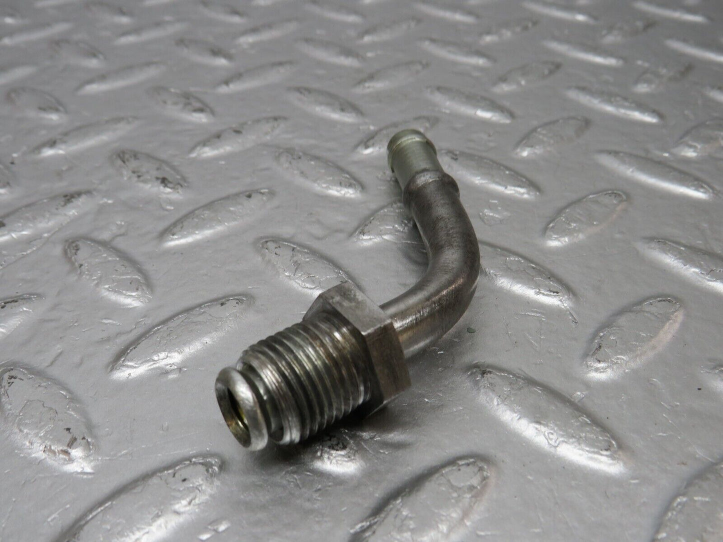 34180 Mercedes-Benz W124 260E Power Steering Hose Pipe