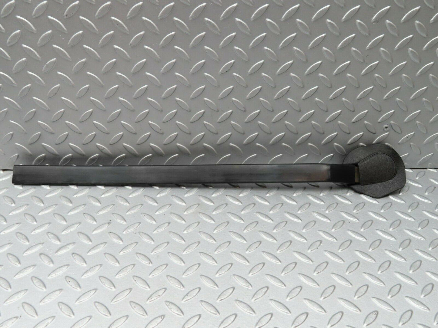 4330 Mercedes-Benz W123 230E Seat Belt Runner With Cover Left 1239192520