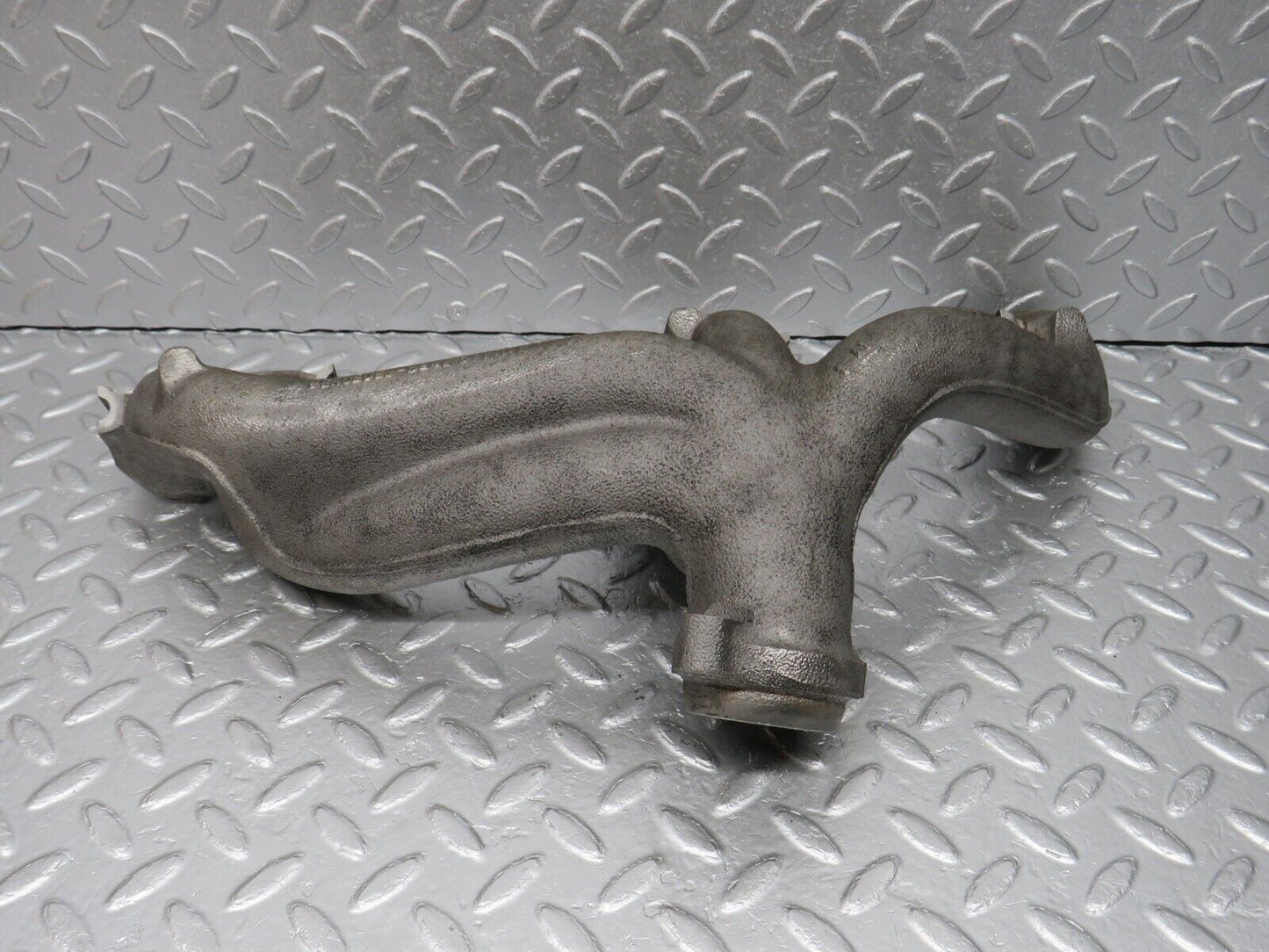 40697 Mercedes-Benz W123 300D Exhaust Manifold 6171420201