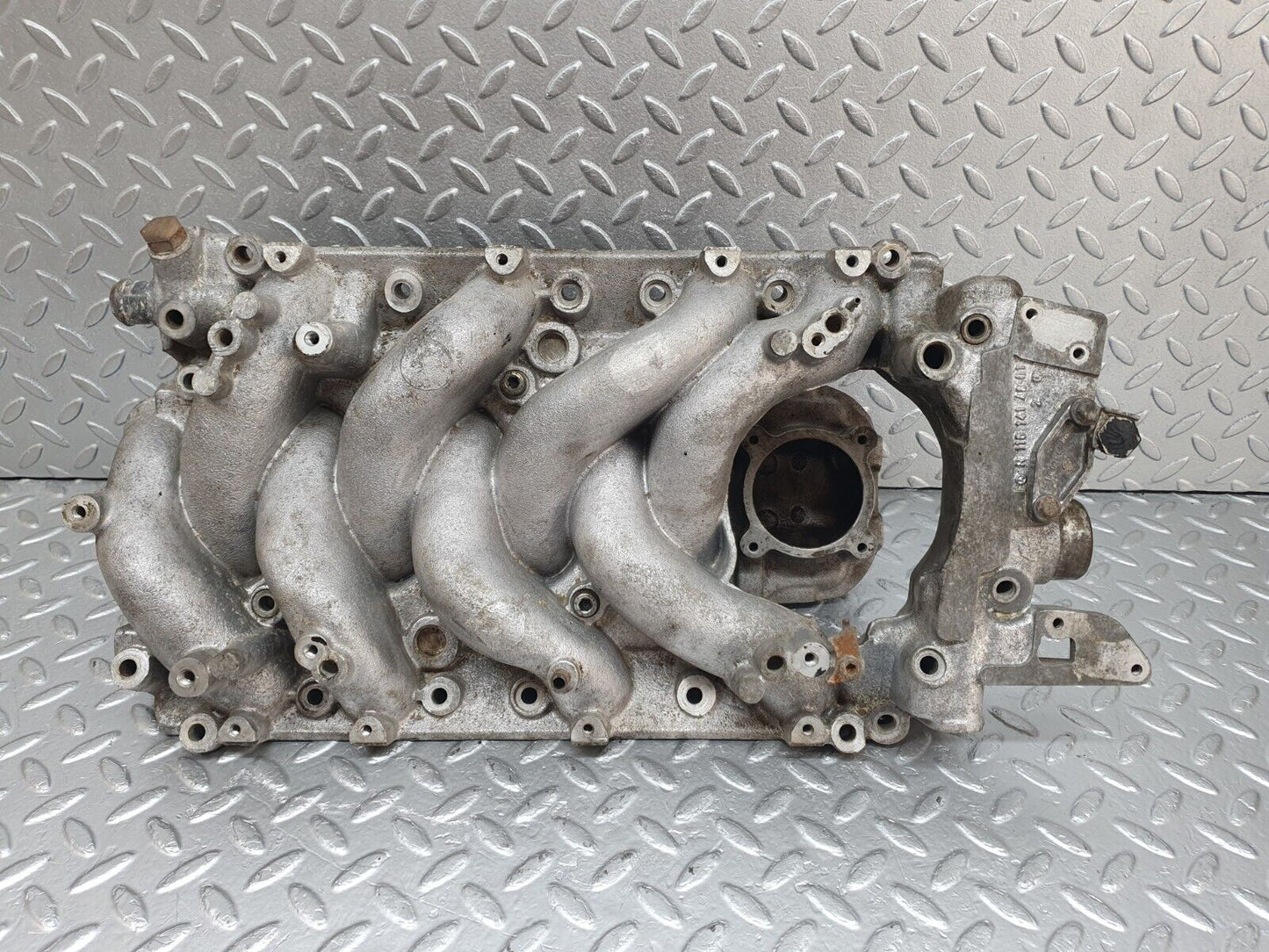 43826 Mercedes-Benz C126 380SEC Coupe Air Intake Manifold 1161414801 1161415301