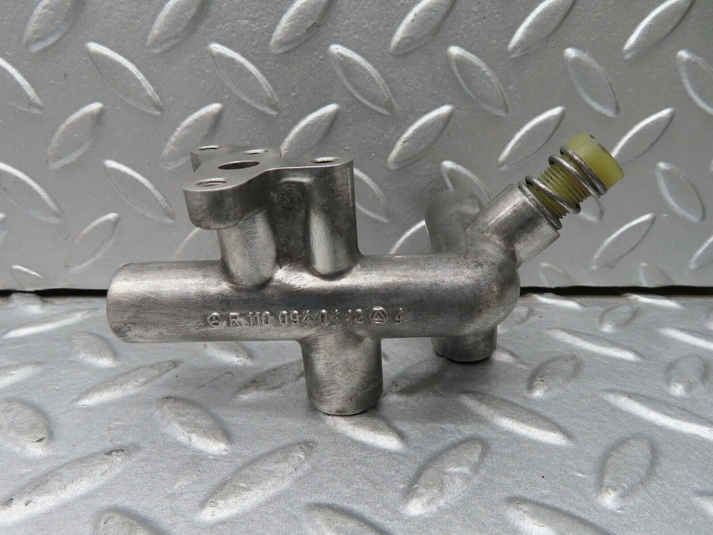 16885 Mercedes-Benz C123 280CE Coupe Auxiliary Air Slide K-Jetronic 1100940412
