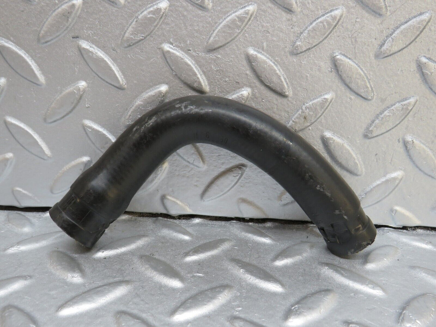 37024 Mercedes-Benz C126 420SEC Coupe Heater Hose Pipe 1268320394 1268321294