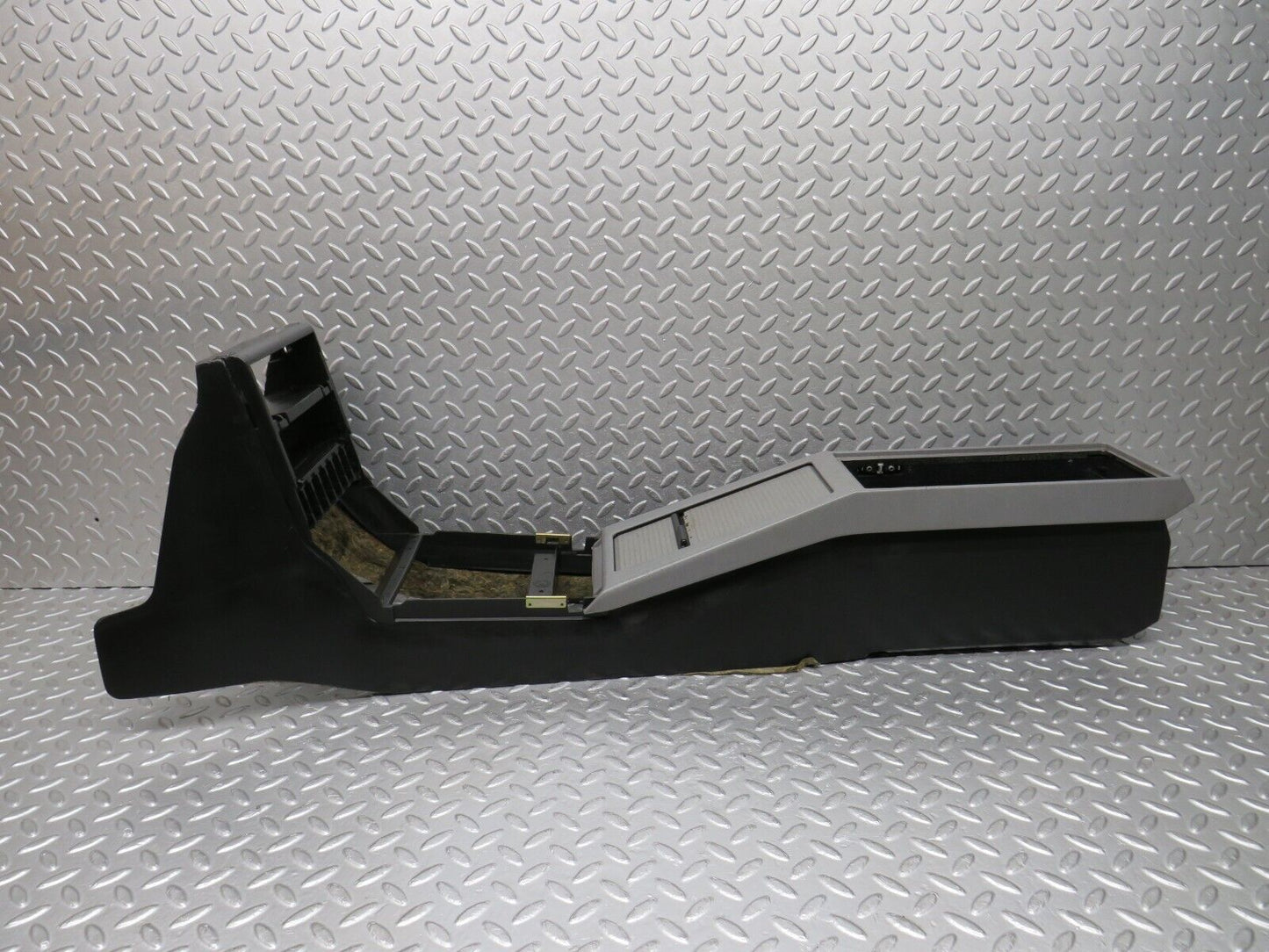 39554 Mercedes-Benz R129 320SL Coupe Centre Console 1296830000