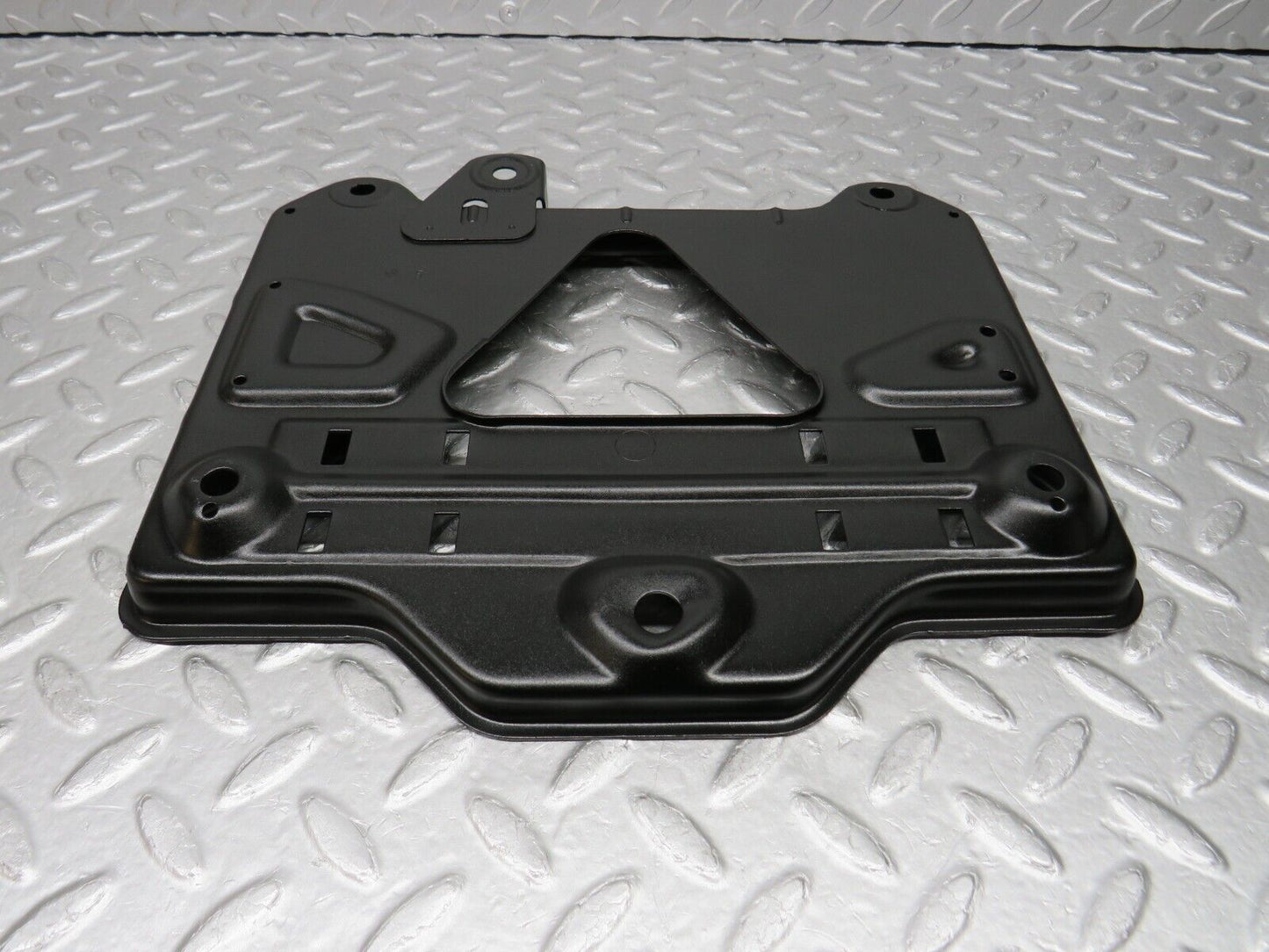 38010 Mercedes-Benz A124 320E Cabriolet Battery Tray