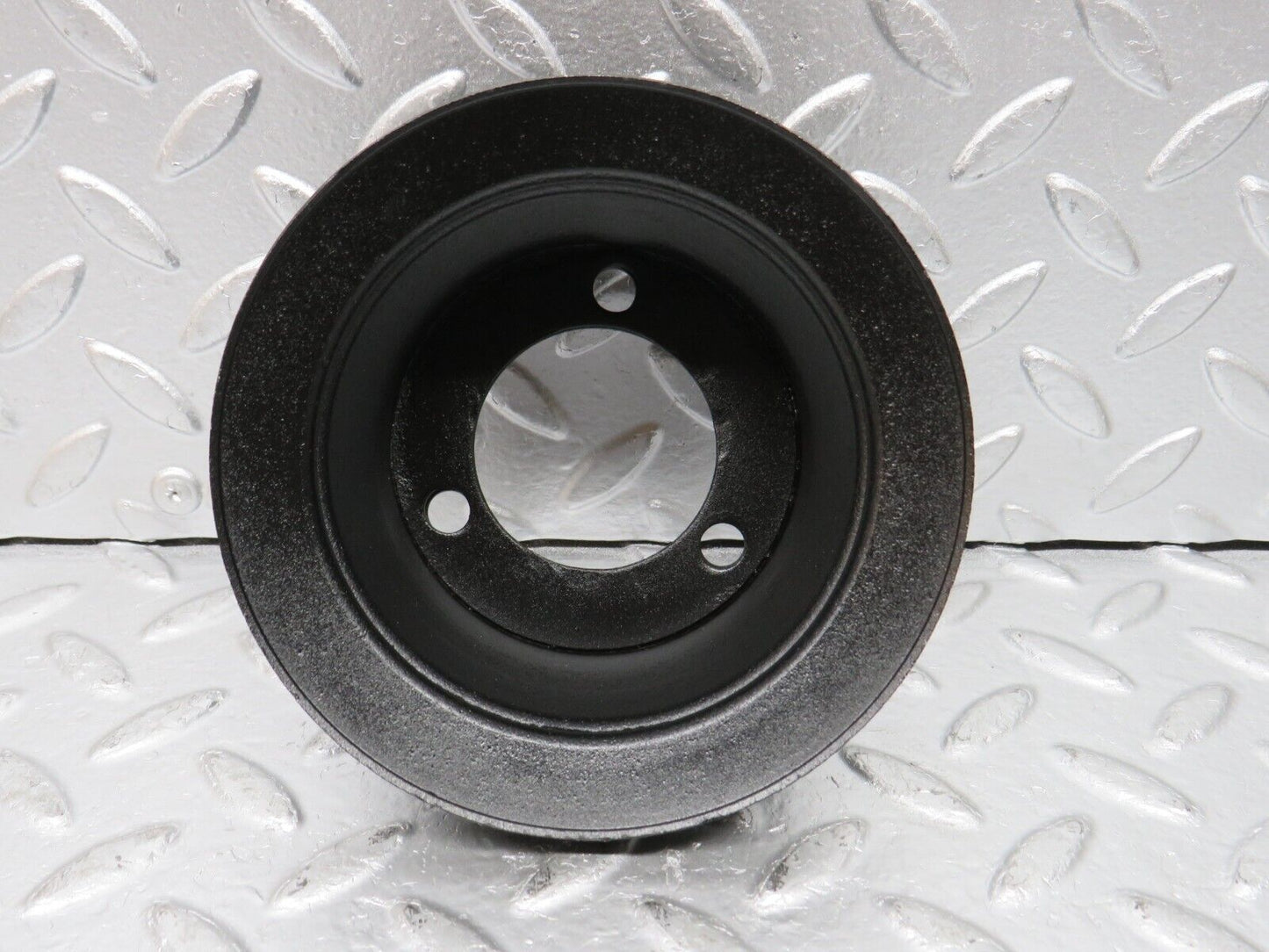 31123 Mercedes-Benz W123 200D Crankshaft Pulley