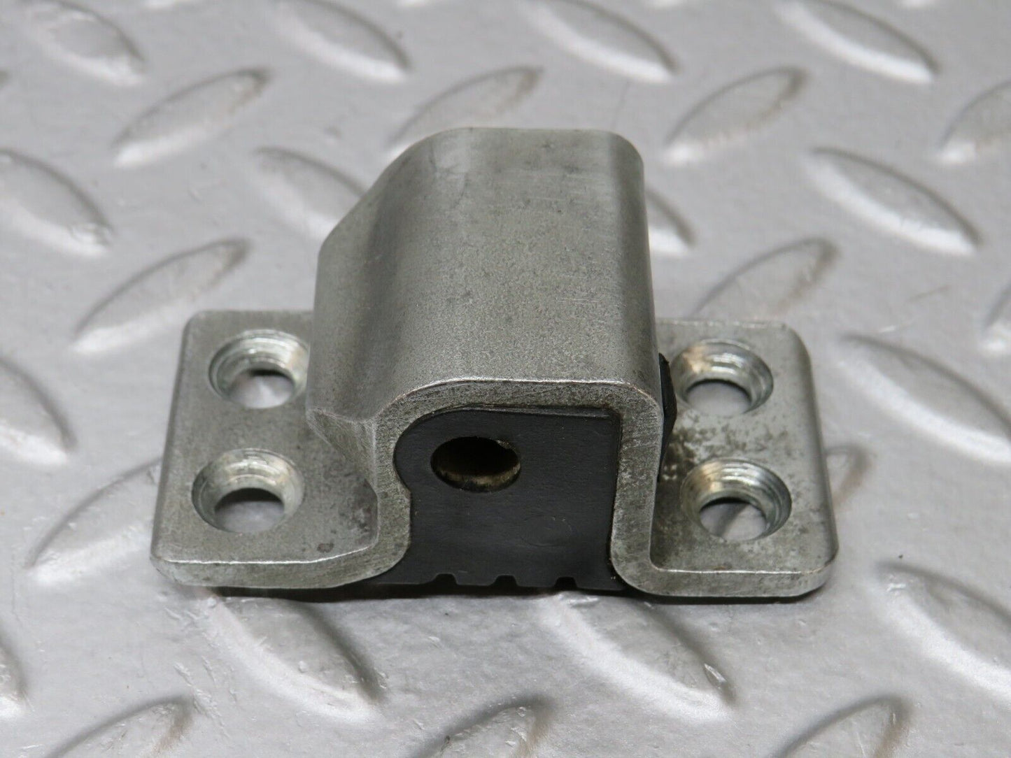 36130 Mercedes-Benz W126 420SE Door Lock Latch Left Side