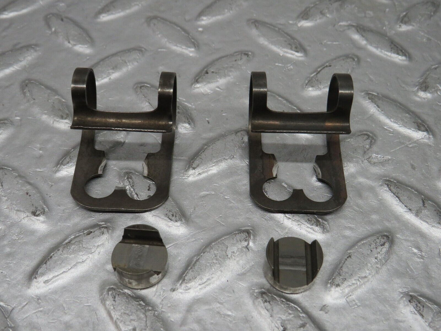37620 Mercedes-Benz W109 300SEL Valve Rocker Arm With Spring & Tappet