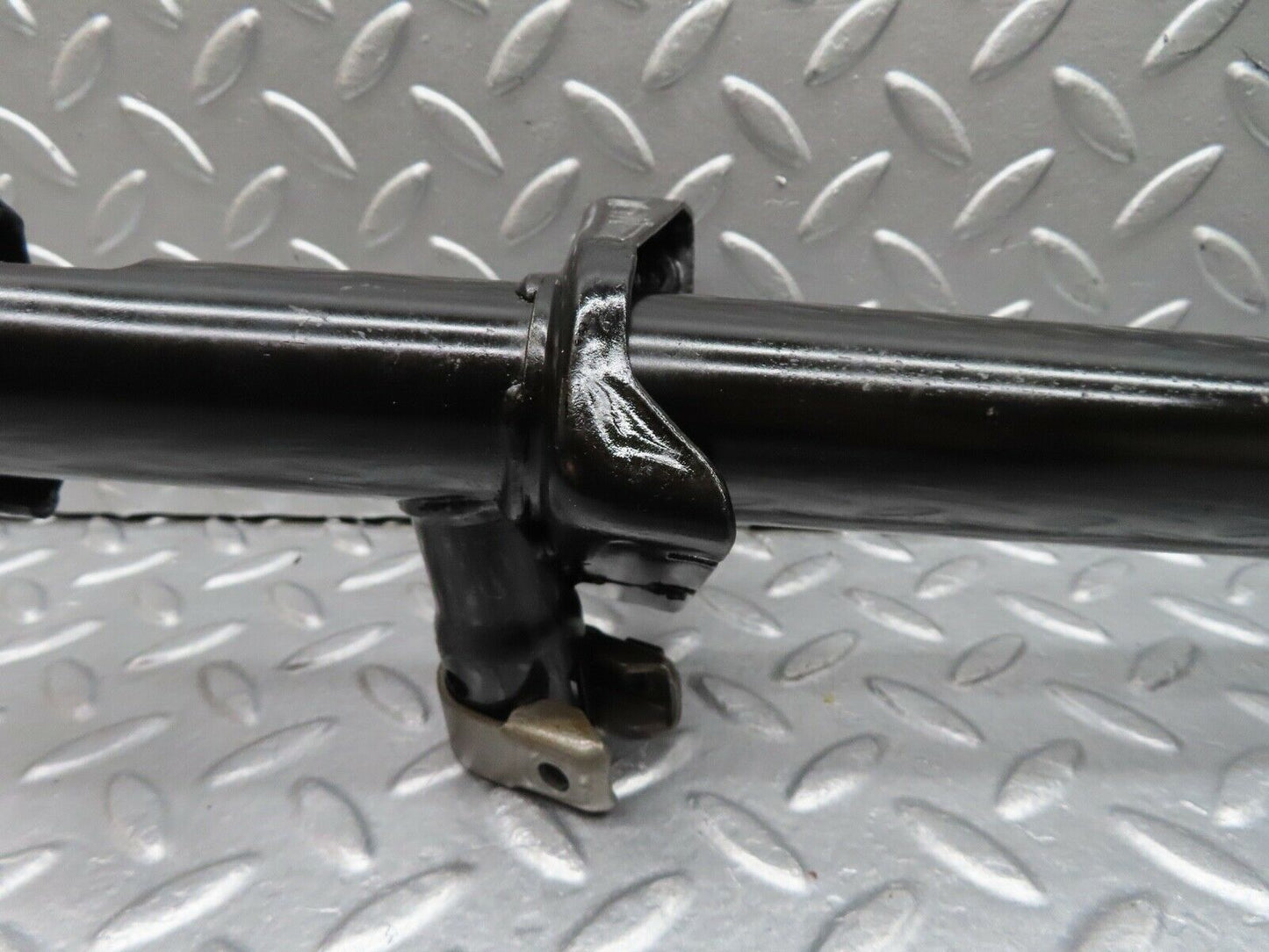 18122 Mercedes-Benz W123 200 Steering Column