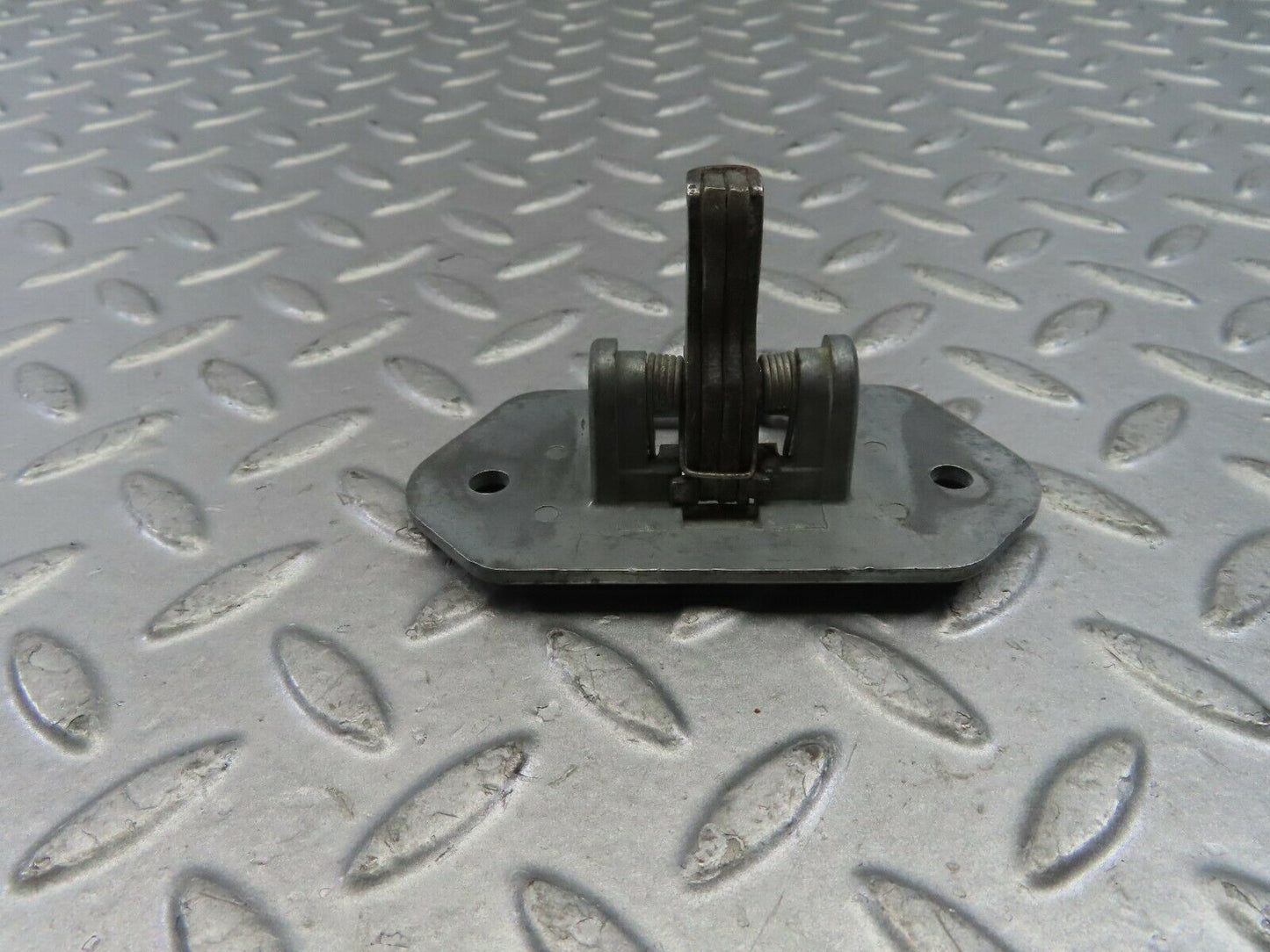 9202 Mercedes-Benz W108 Trunk Lock Latch