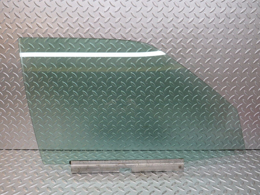 27676 Mercedes-Benz S124 300TE Wagon Front Right Door Window Glass