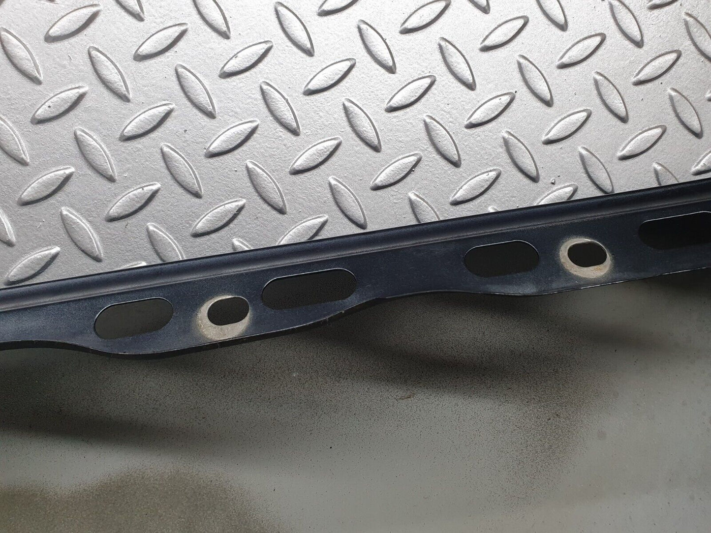 41818 Mercedes-Benz W202 C200 Front Right Fender Wing