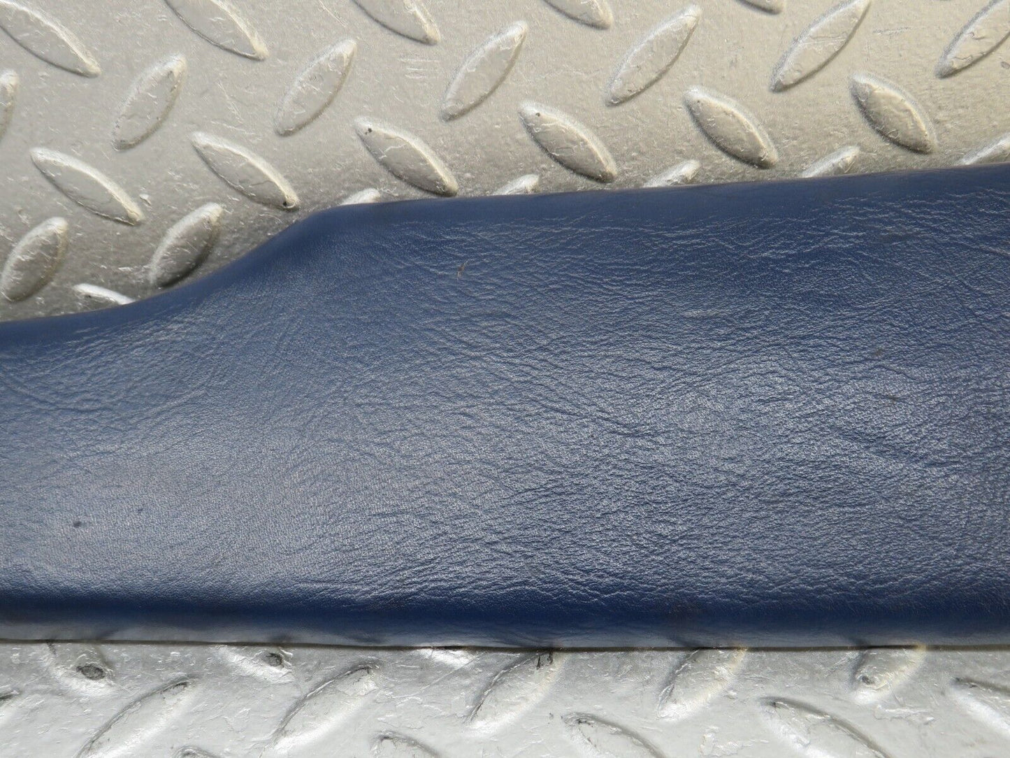 37388 Mercedes-Benz W109 300SEL B Pillar Cover Left Side Blue