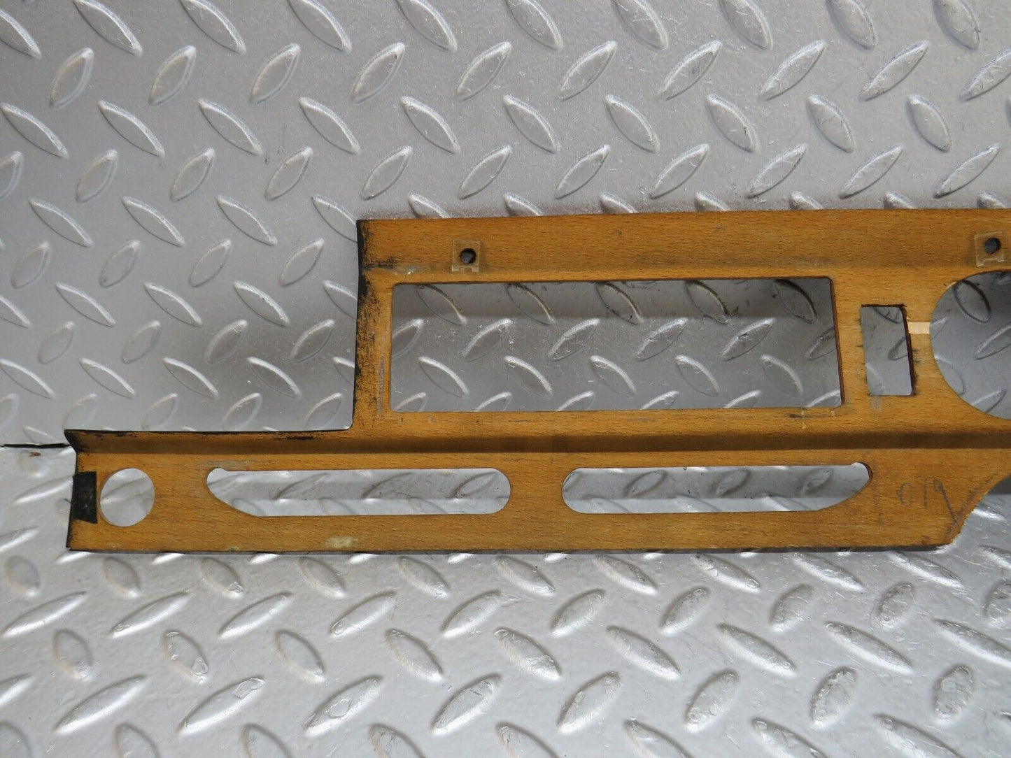 37427 Mercedes-Benz W109 300SEL Dashboard Wood Panel Trim