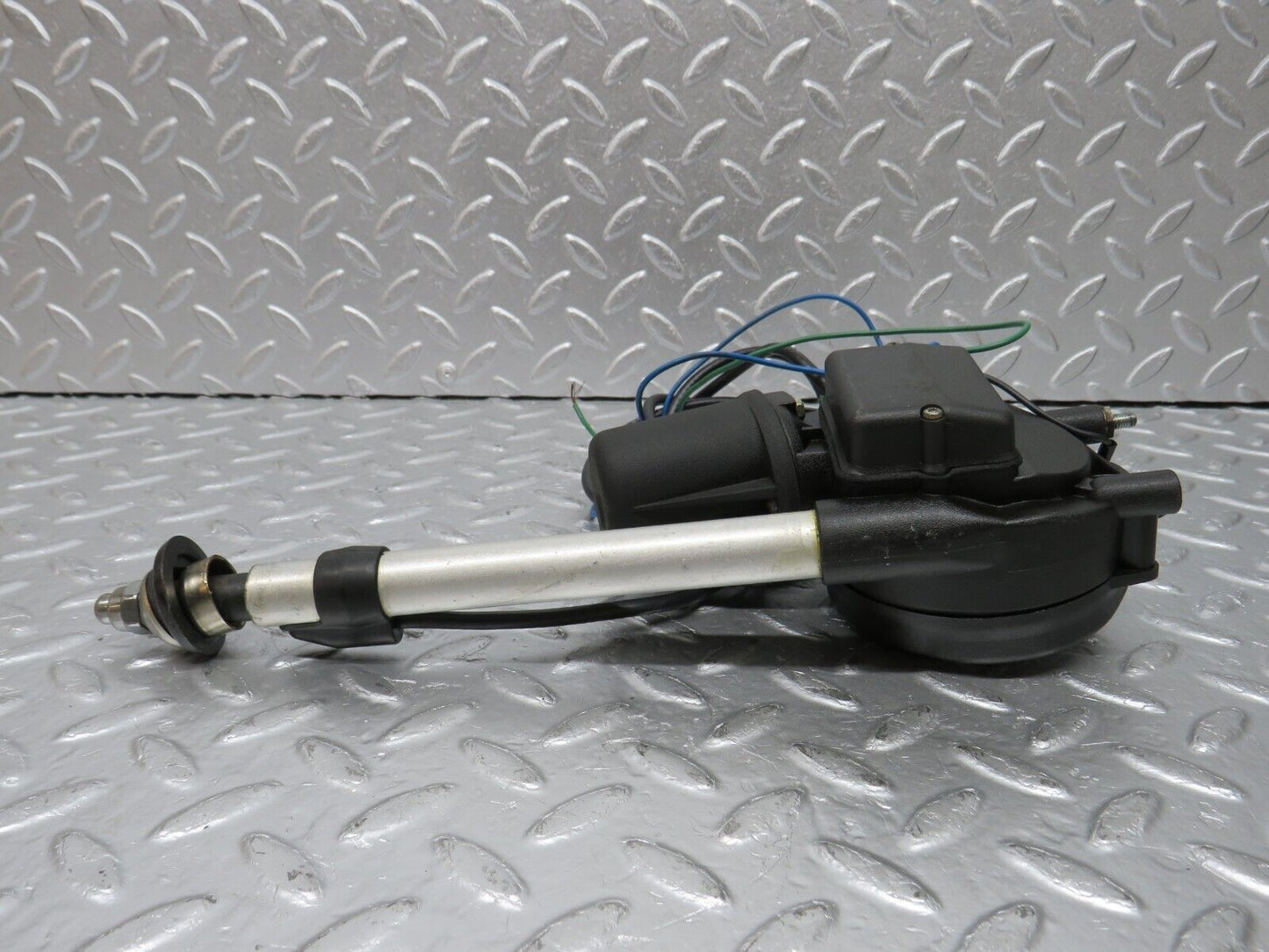 34368 Mercedes-Benz C126 380SEC Coupe Electric Antenna