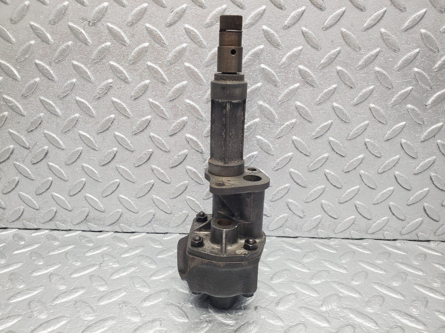 W112 oil pump used OEM