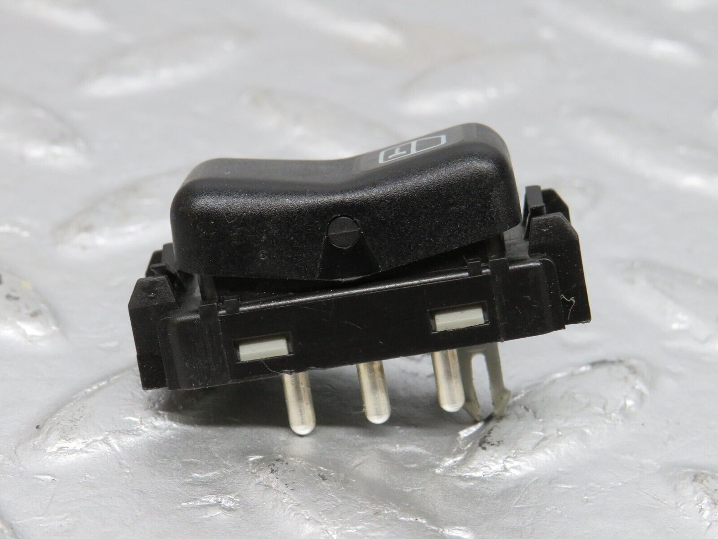 39640 Mercedes-Benz R129 320SL Coupe Central Locking Switch 1248215051
