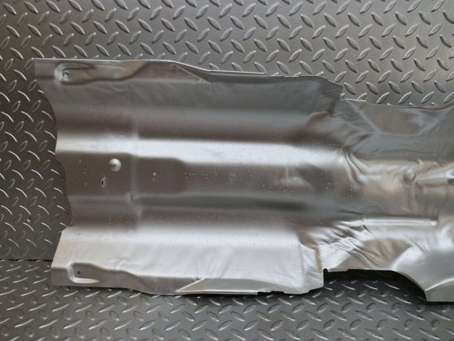 24715 Mercedes-Benz W140 S320 Exhaust Heat Shield