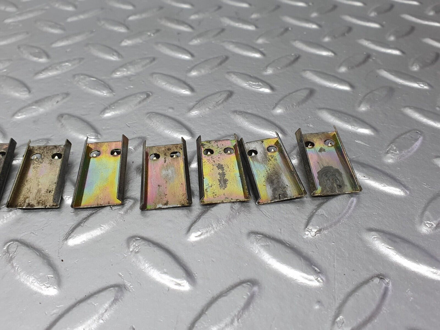 42141 Mercedes-Benz V123 240D LWB Heater Box Blower Housing Clips