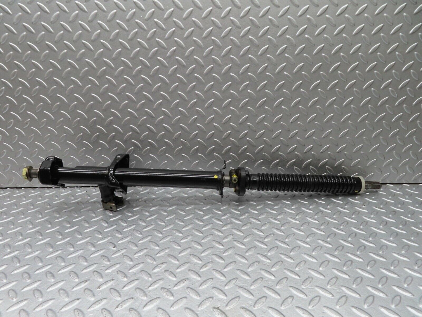 18122 Mercedes-Benz W123 200 Steering Column