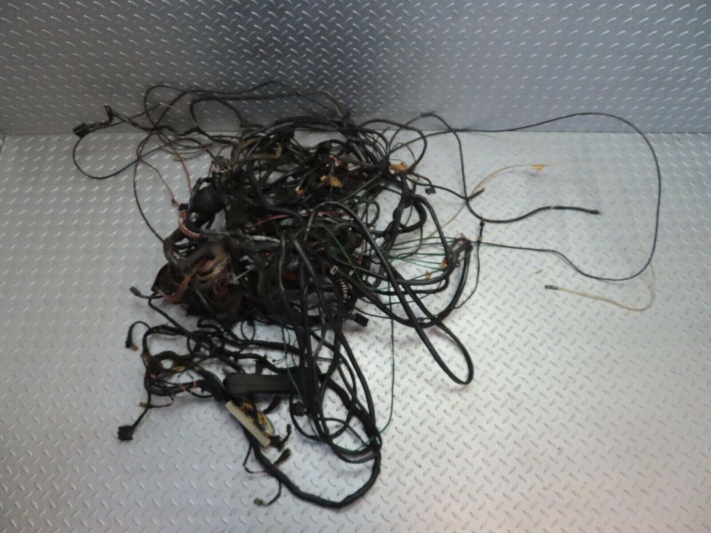 12645 Mercedes-Benz W108 280SE 3.5 Engine Chassis Body Wire Wiring Harness