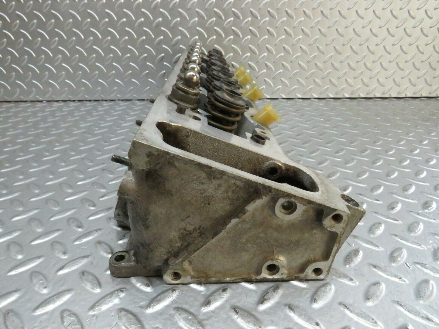 23871 Mercedes-Benz C107 450SLC Coupe Cylinder Head Right 1160162701