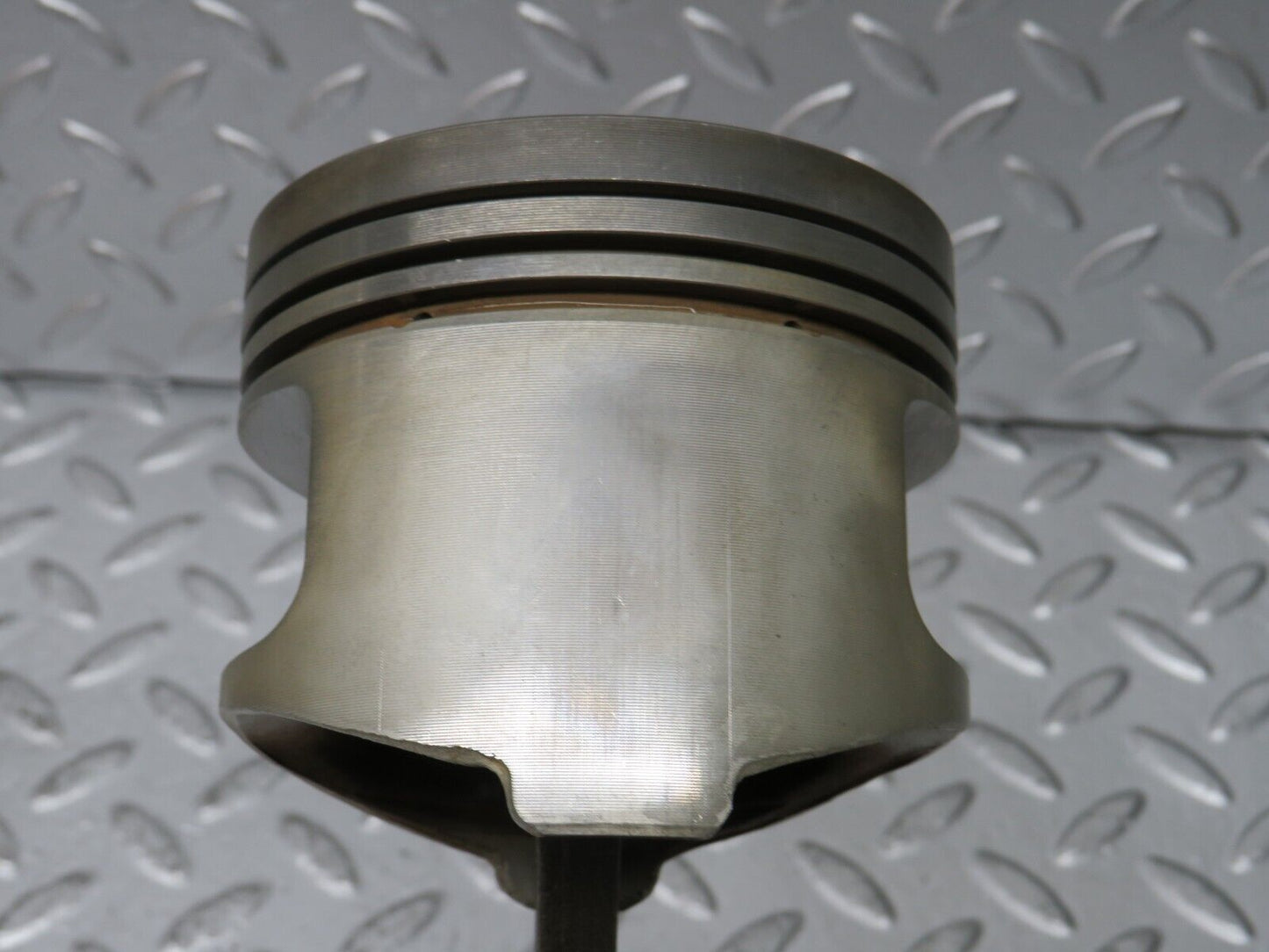 29912 Mercedes-Benz W123 230E Piston With Connecting Rod 96.47 mm 10200
