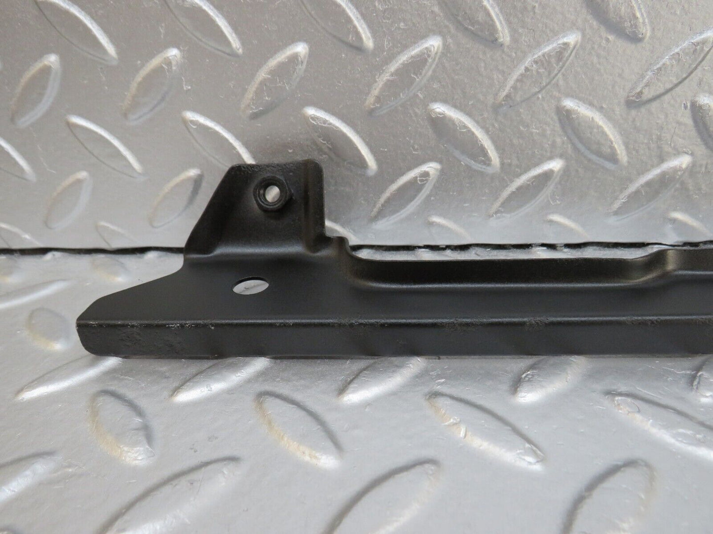 34609 Mercedes-Benz C126 380SEC Coupe Rear Window Channel Support Right Side
