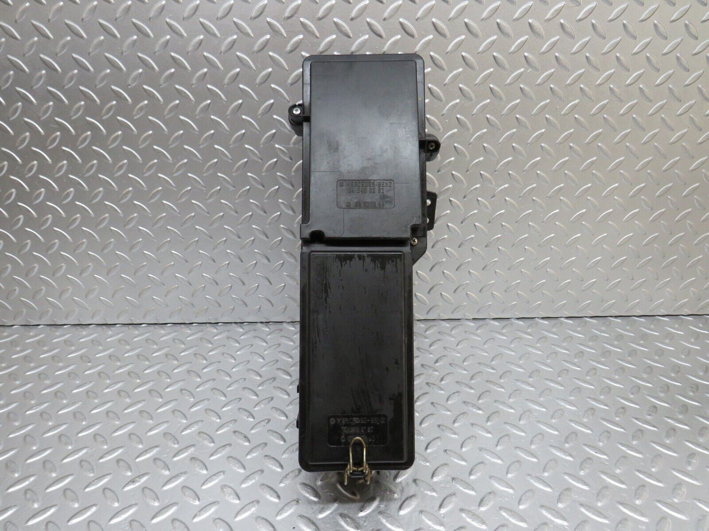 29329 Mercedes-Benz W124 230E Fuse Box 1245401850 1245400282 1245400182