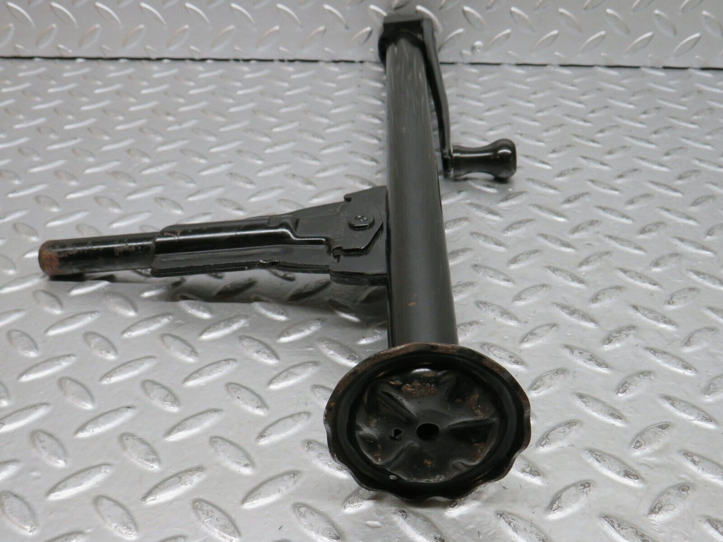 28079 Mercedes-Benz W123 280E Car Jack Ate 1235830315