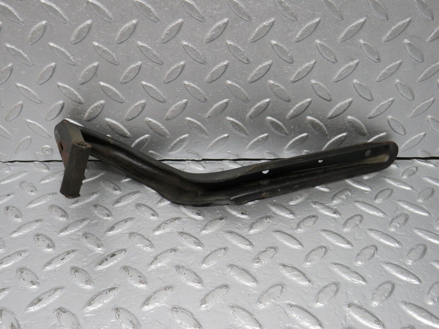 39911 Mercedes-Benz R107 350SL Soft Top Lid Hinge Right