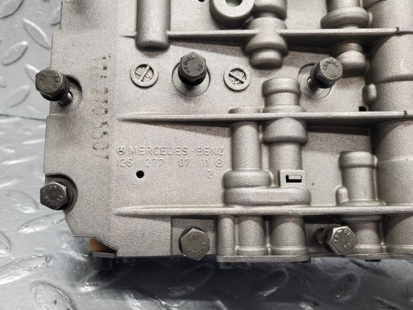 46698 Mercedes-Benz C123 280CE Coupe Automatic Gearbox Valve Body 722.309 1262771100 1262770701