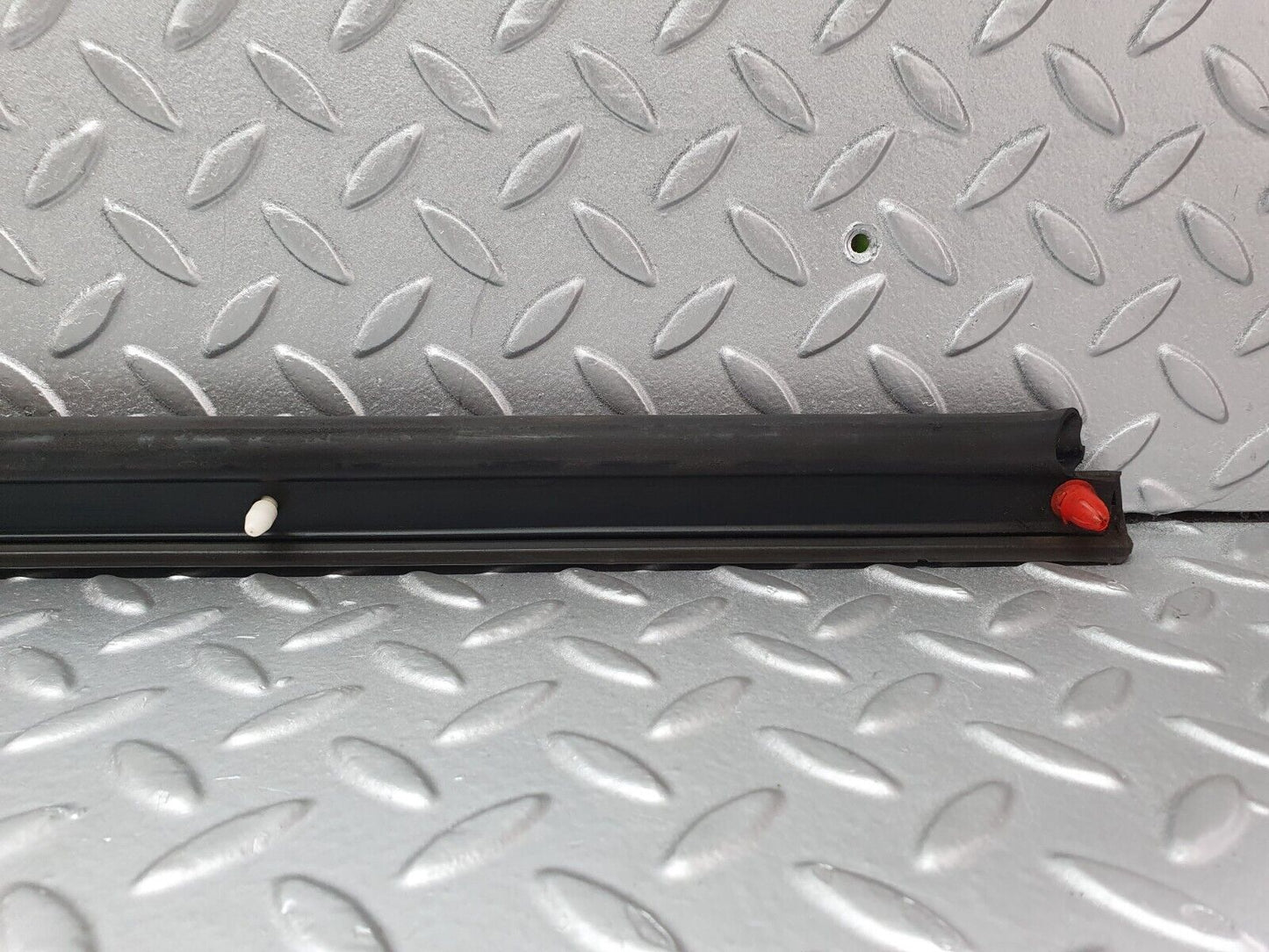 41711 Mercedes-Benz W124 200E Door Lower Sealing Rubber Trim Left