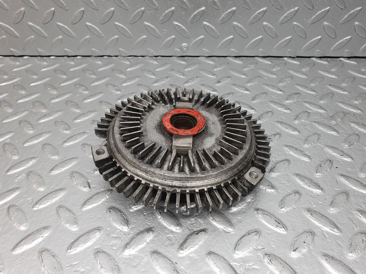 41053 Mercedes-Benz W126 300SE Fan Clutch 1032000422