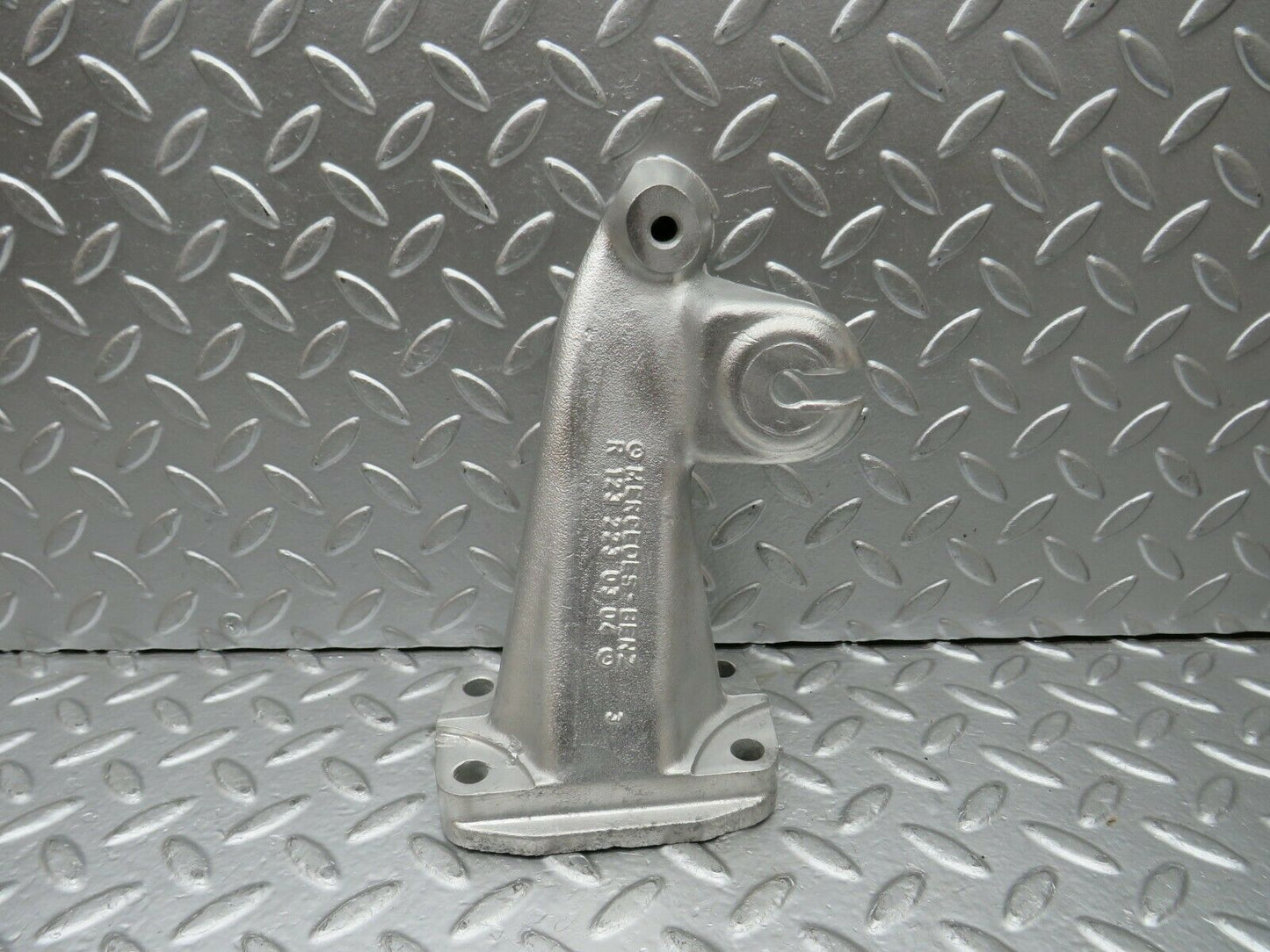 24110 Mercedes-Benz W123 280E Engine Mount Bracket 1232230304